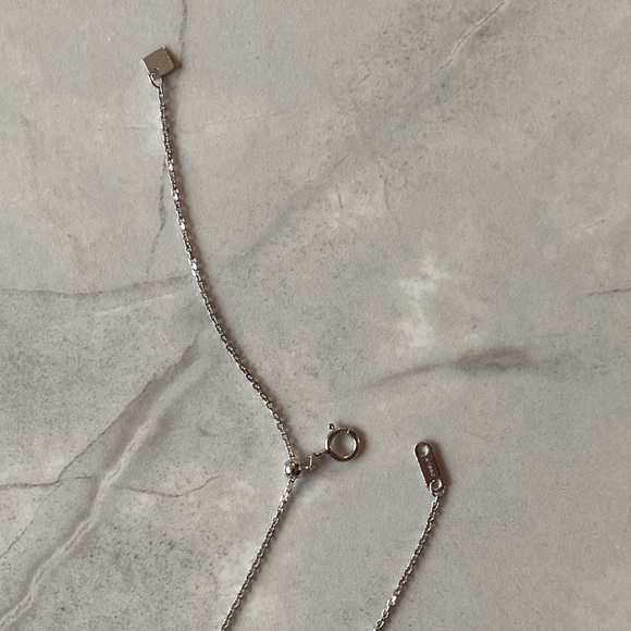 Diamond necklace - Picture 2 of 3